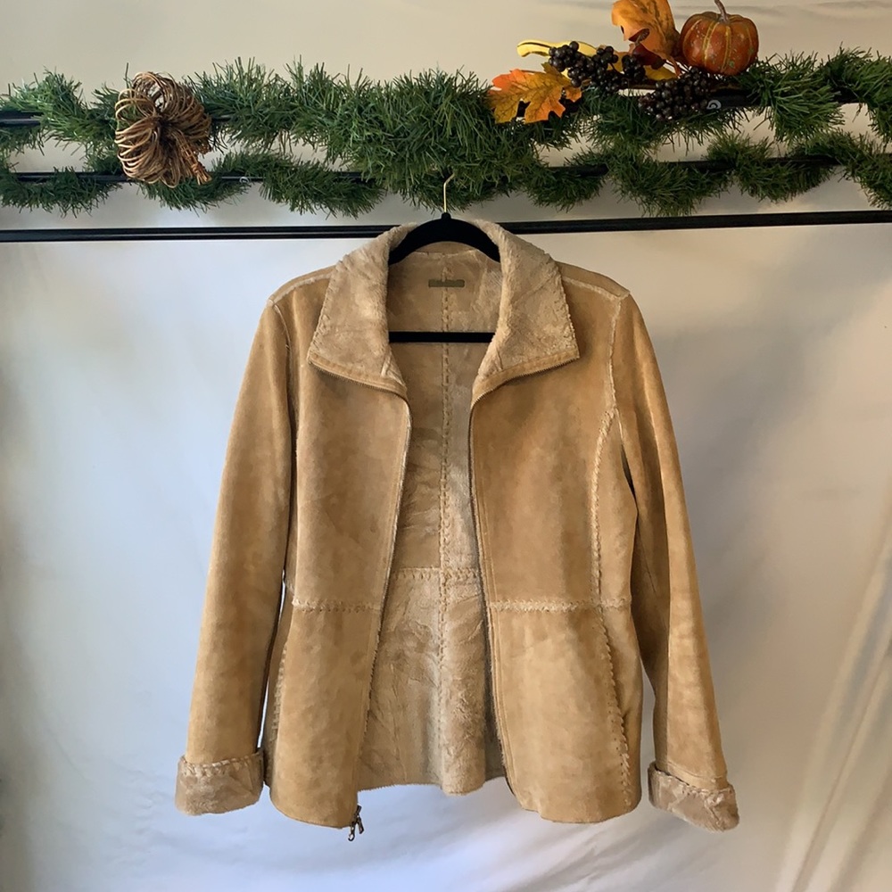 Suede beige jacket from Guess, size small - Picture 2 of 7